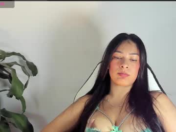 See Bella_hadid1_ online Now @ spicyfree.cam
