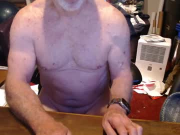 See Bigwaves1 online Now @ spicyfree.cam