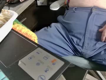 See Fatfreddythecat online Now @ spicyfree.cam