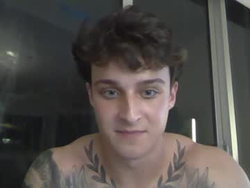 See Henrydesanti online Now @ spicyfree.cam