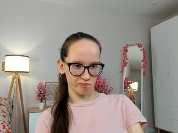 See Lynettebails online Now @ spicyfree.cam