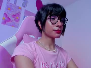 See Madeline_21 online Now @ spicyfree.cam