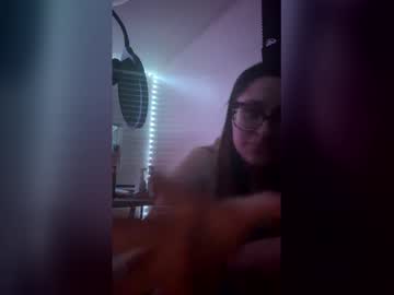 See Maymay304 online Now @ spicyfree.cam