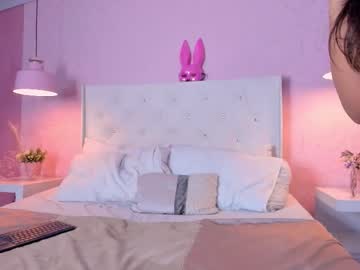 See Naomysaymour online Now @ spicyfree.cam