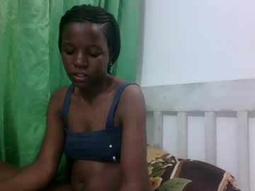 See Petitesweetchiq online Now @ spicyfree.cam