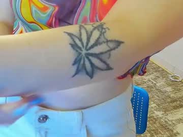 See Silvercherub online Now @ spicyfree.cam