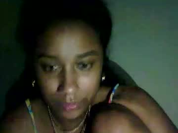 See Sophiacastro19 online Now @ spicyfree.cam