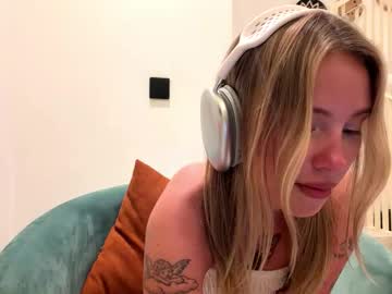 See Trulamorella online Now @ spicyfree.cam