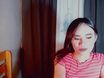 See Urlovely_che online Now @ spicyfree.cam