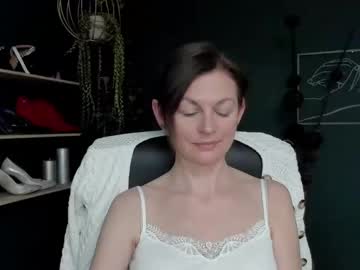 See Vivian_dream online Now @ spicyfree.cam