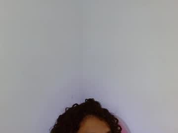 See Yulissa18 online Now @ spicyfree.cam